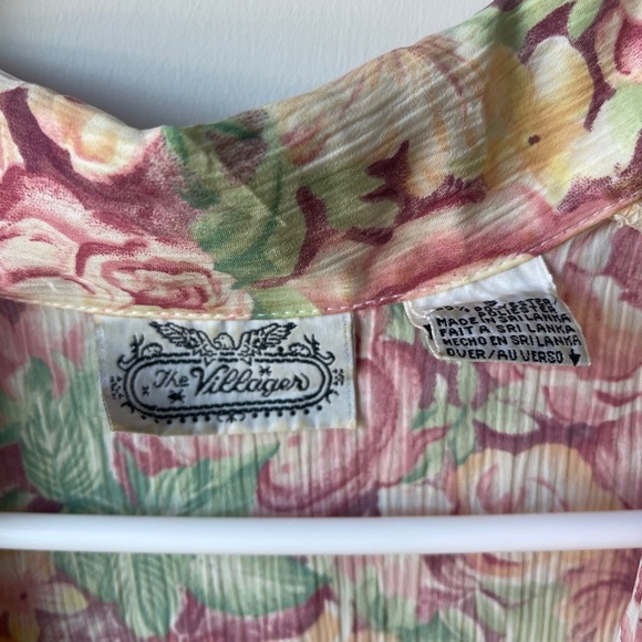 Villager Pastel Floral Short Sleeve Blouse Small - Picture 2 of 3